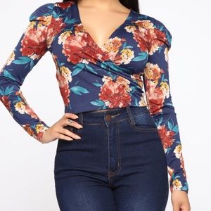 Crop top super cute super sexy.